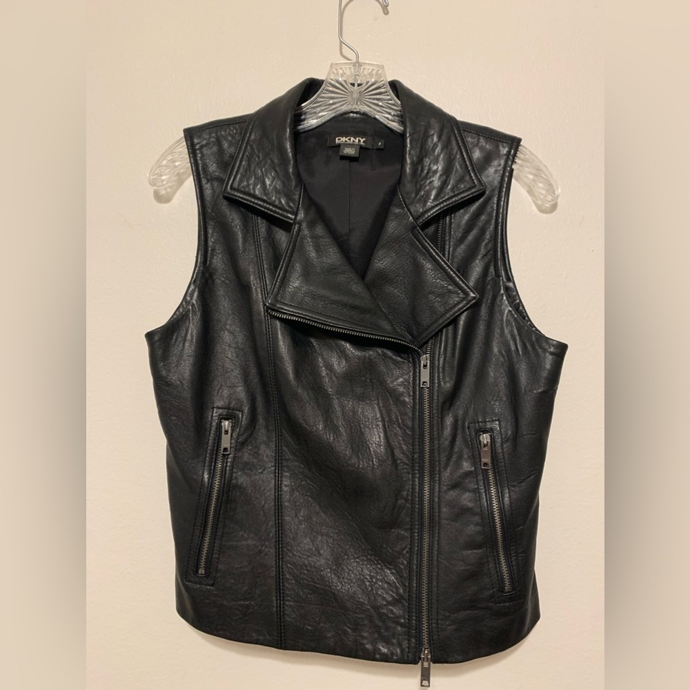 Genuine leather DKNY zip up vest size Small